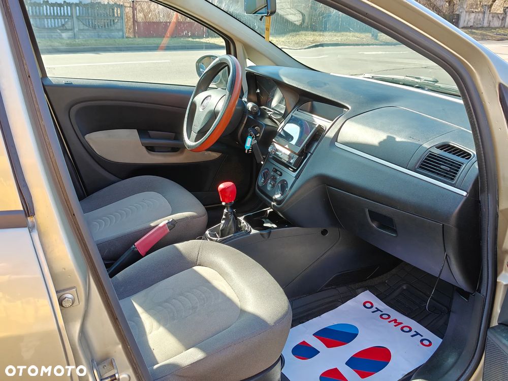 Fiat Punto Evo 1.4 8V Dynamic Start&Stop - 17