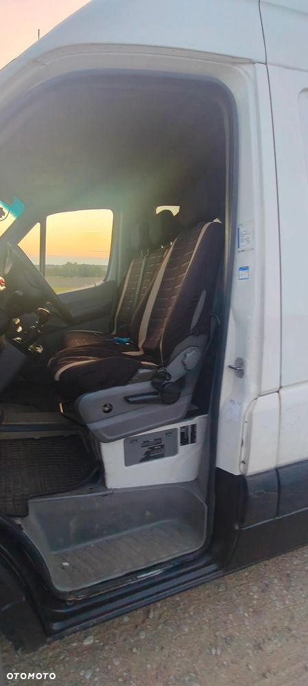 Volkswagen Crafter - 25
