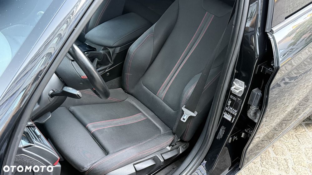 BMW Seria 1 116d Edition M Sport Shadow - 36