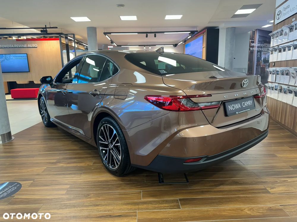 Toyota Camry 2.5 Hybrid Dynamic Force Prestige e-CVT - 3