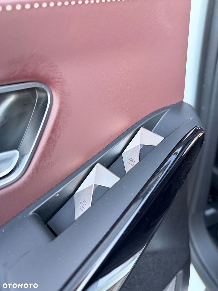 DS Automobiles DS 7 Crossback - 32