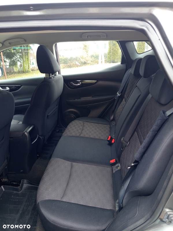 Nissan Qashqai 1.6 dCi 4x4 Tekna S&S - 8