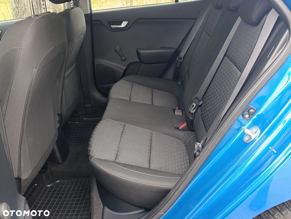 Kia Rio 1.2 M - 17