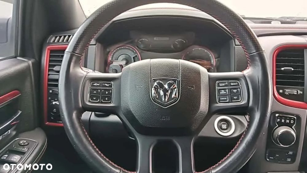 Dodge RAM 1500 5.7 4x4 - 36
