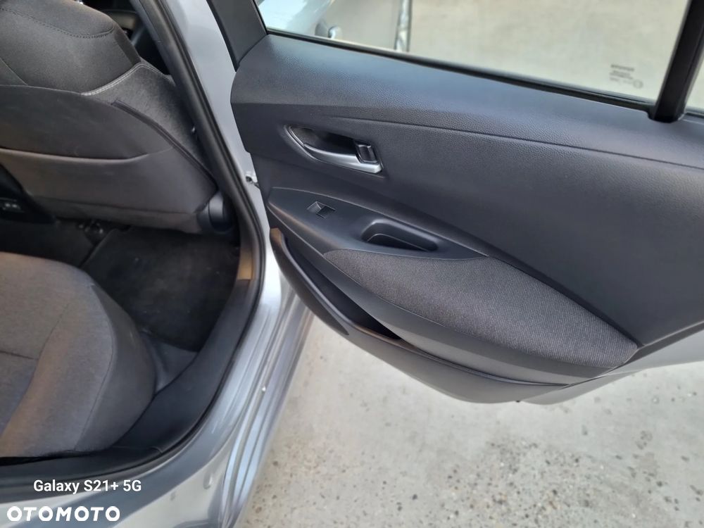 Toyota Corolla 1.5 Comfort - 23