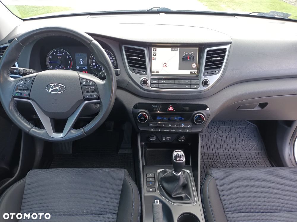Hyundai Tucson 1.6 GDI BlueDrive Style 2WD - 11