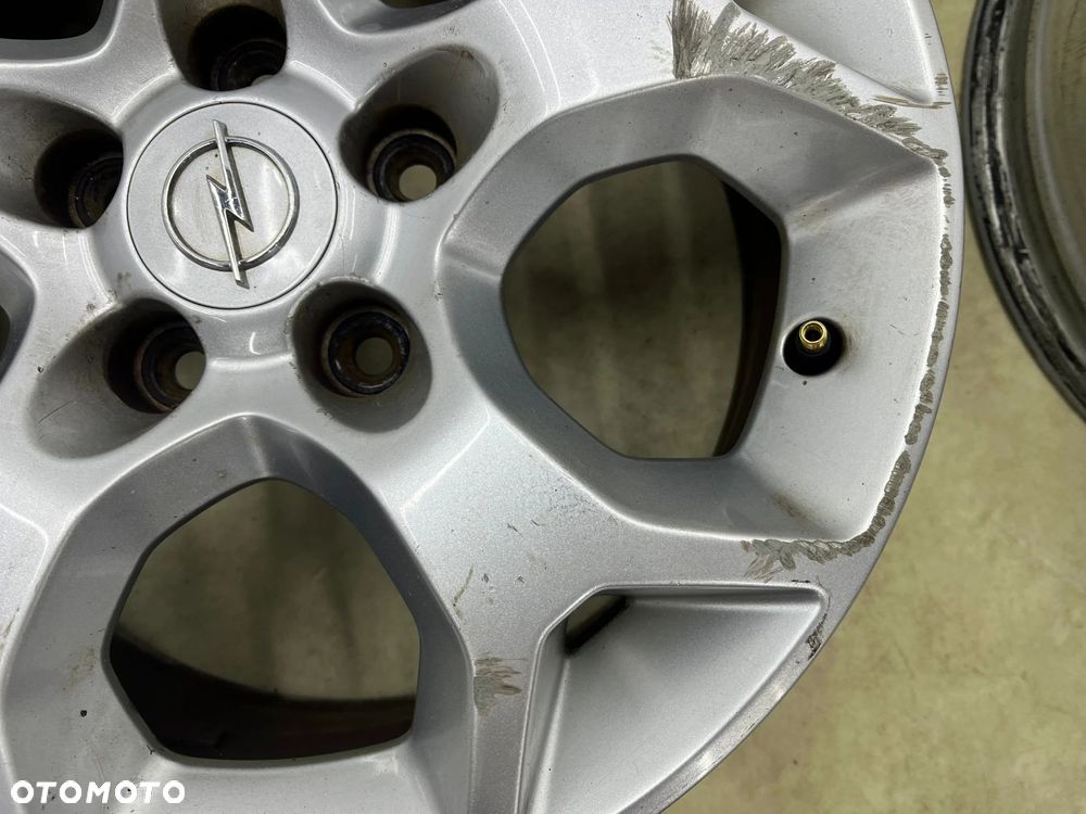 Felga Opel Zafira B Astra G H Vectra C Meriva 6,5jx16 ET37 5x110 felgi aluminiowe r16 cali KOMPLET 1 - 4