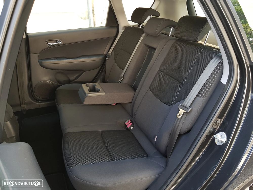 Hyundai i30 CW 1.4 CVVT Blue Comfort - 25