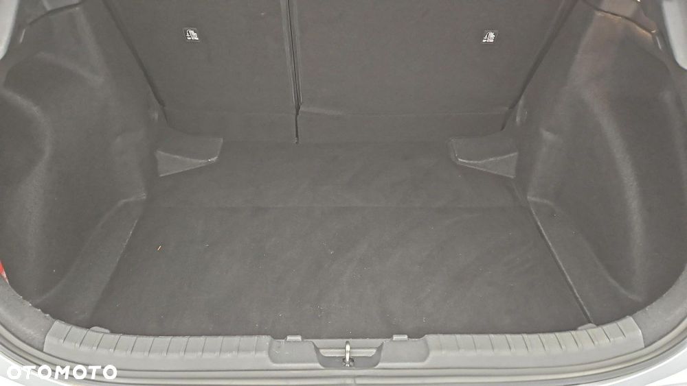 Toyota Corolla 1.2 T Active - 23