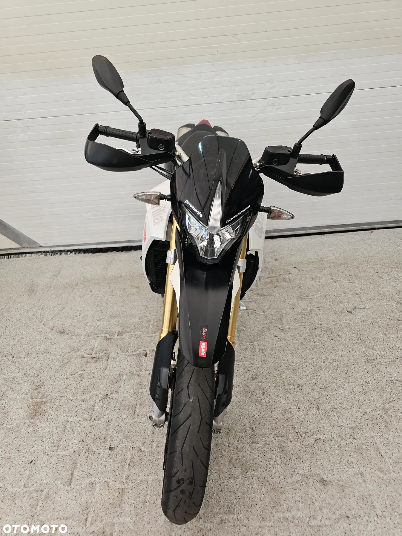 Aprilia Dorsoduro - 13