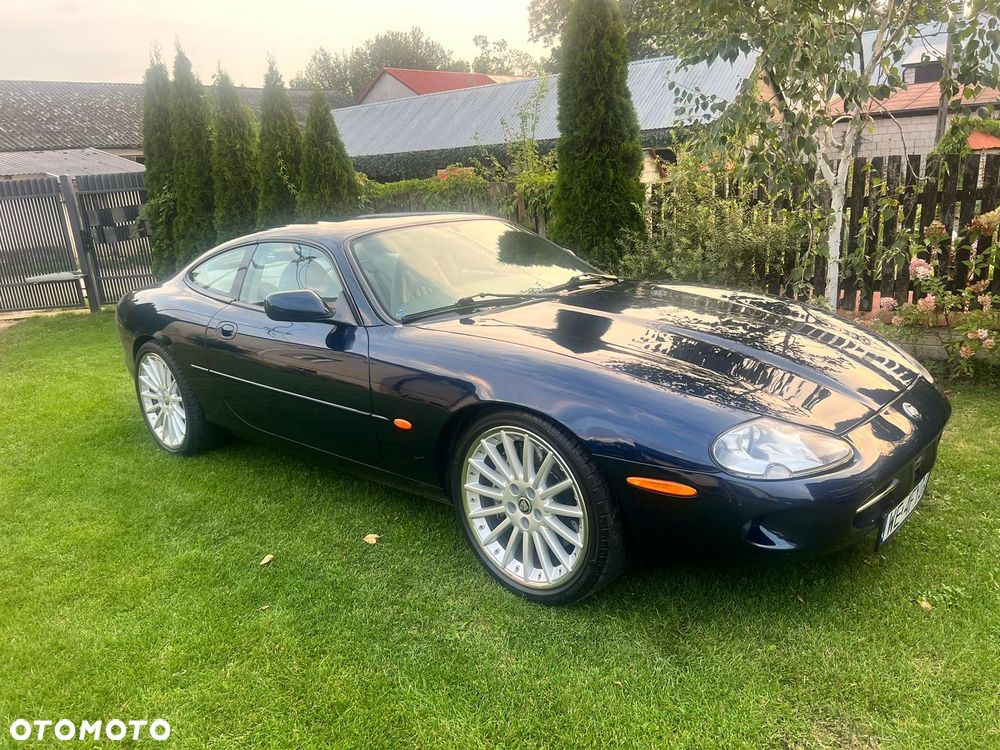 Jaguar XK8 - 23