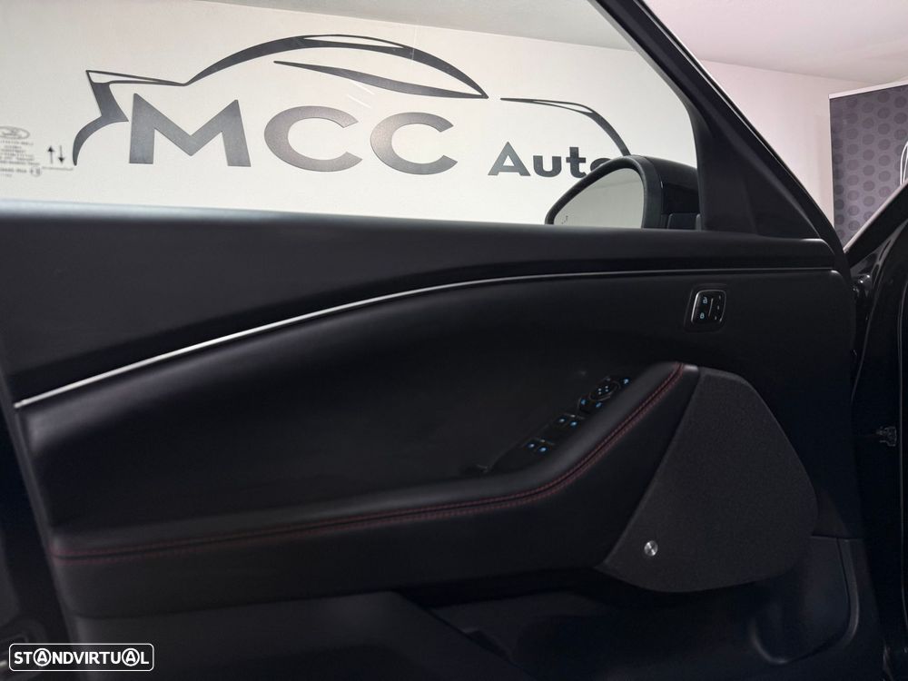 Ford Mustang Mach-E Alargada AWD - 22