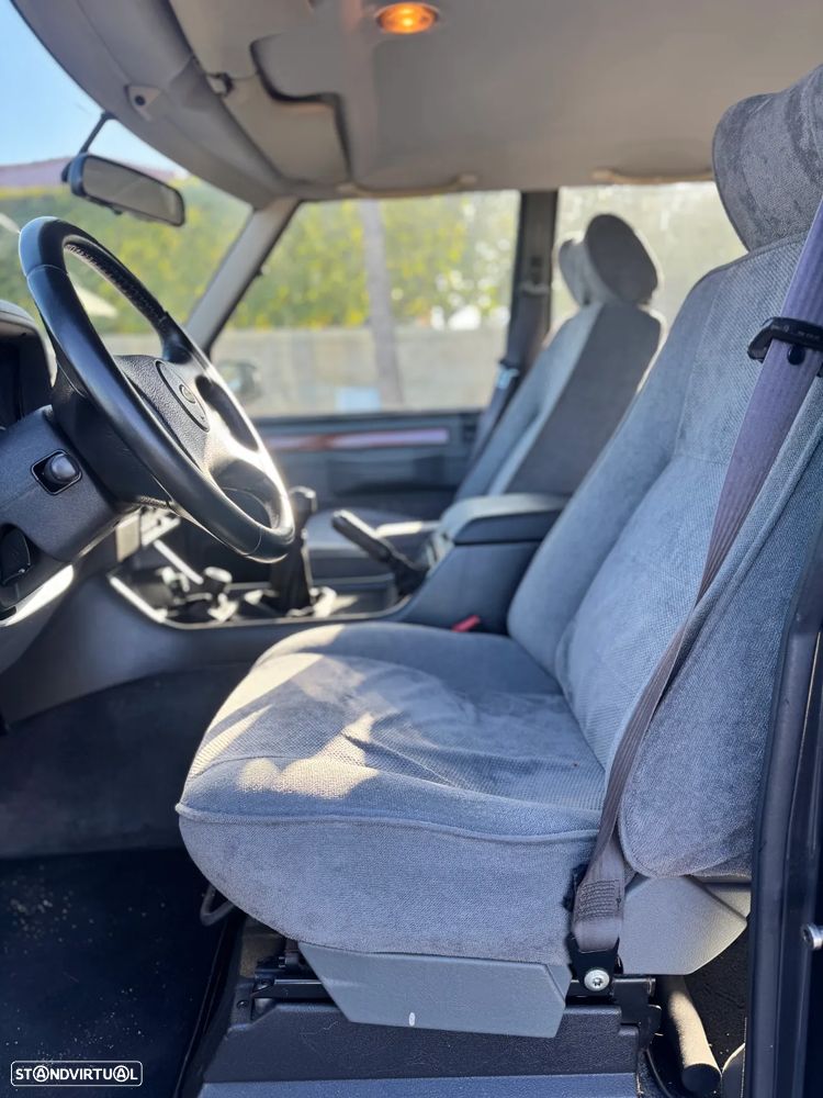 Land Rover Range Rover 2.5 TDi - 21