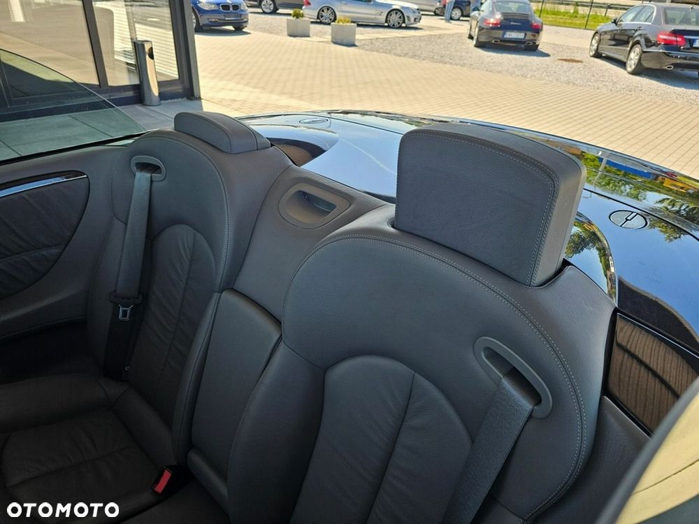 Mercedes-Benz CLK - 29