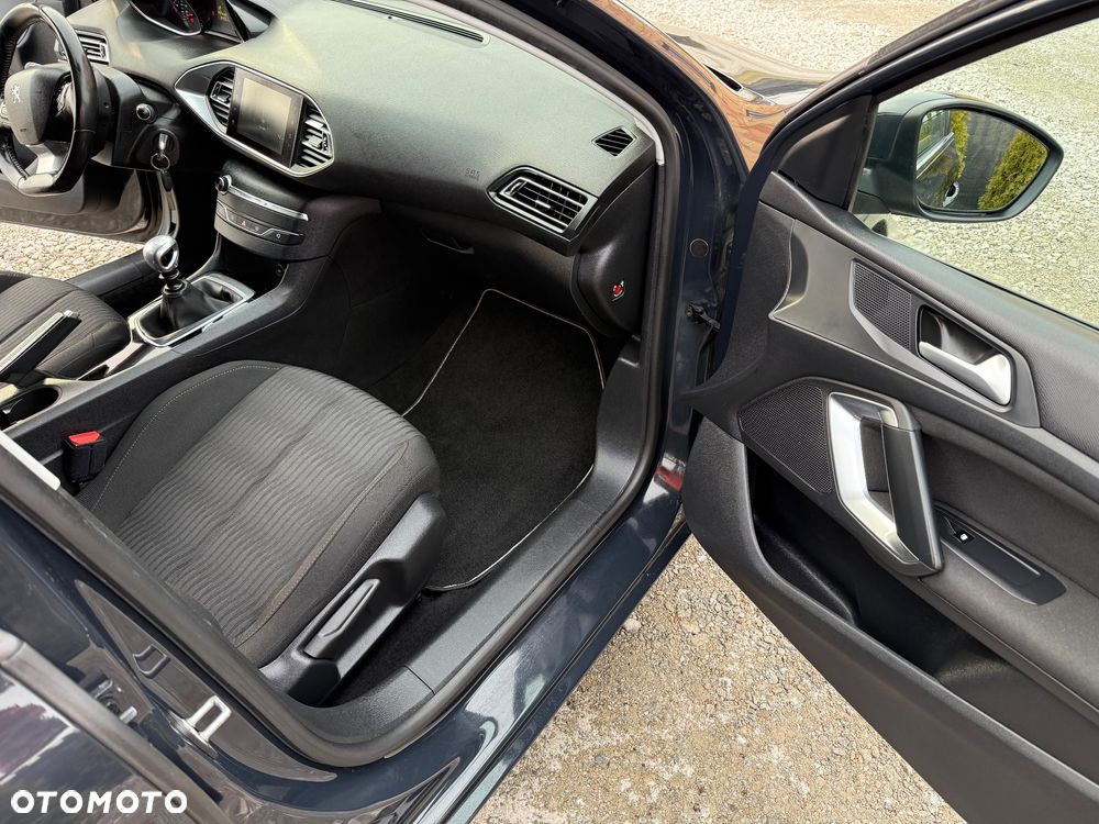 Peugeot 308 1.2 PureTech Active S&S - 27