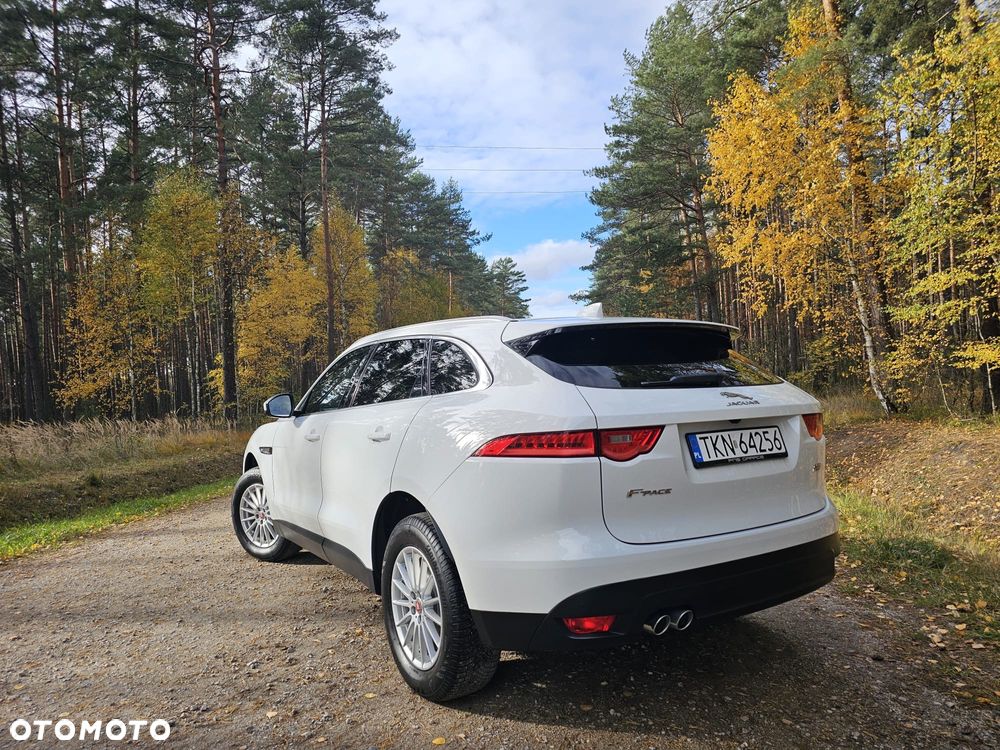 Jaguar F-Pace - 6