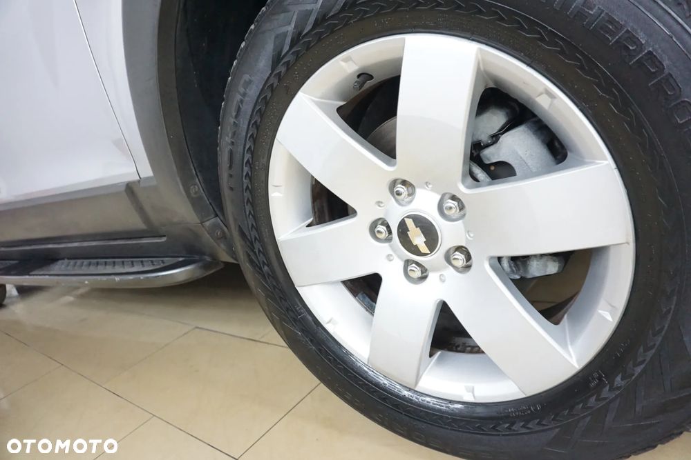 Chevrolet Captiva 2.4 2WD 5 Sitzer LS - 12