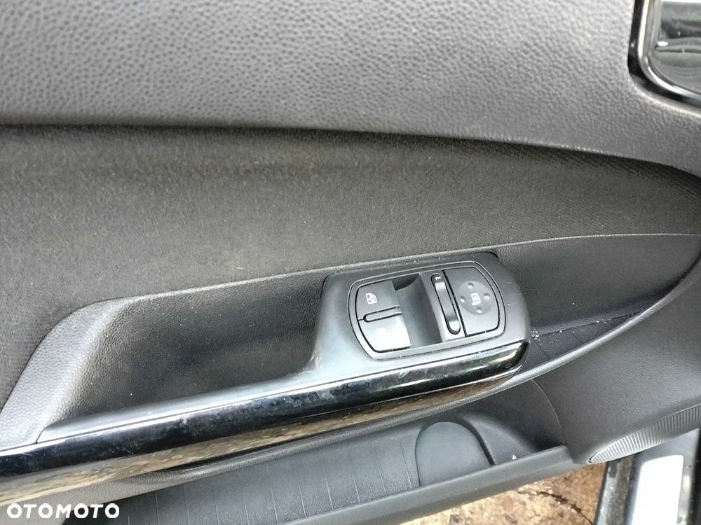 Opel Corsa - 8