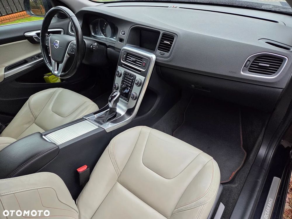 Volvo V60 D4 AWD Drive-E Ocean Race - 5