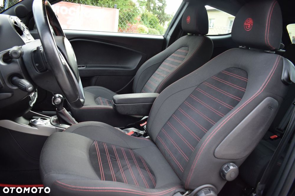 Alfa Romeo Mito 1.4 TB MultiAir Veloce S TCT - 12