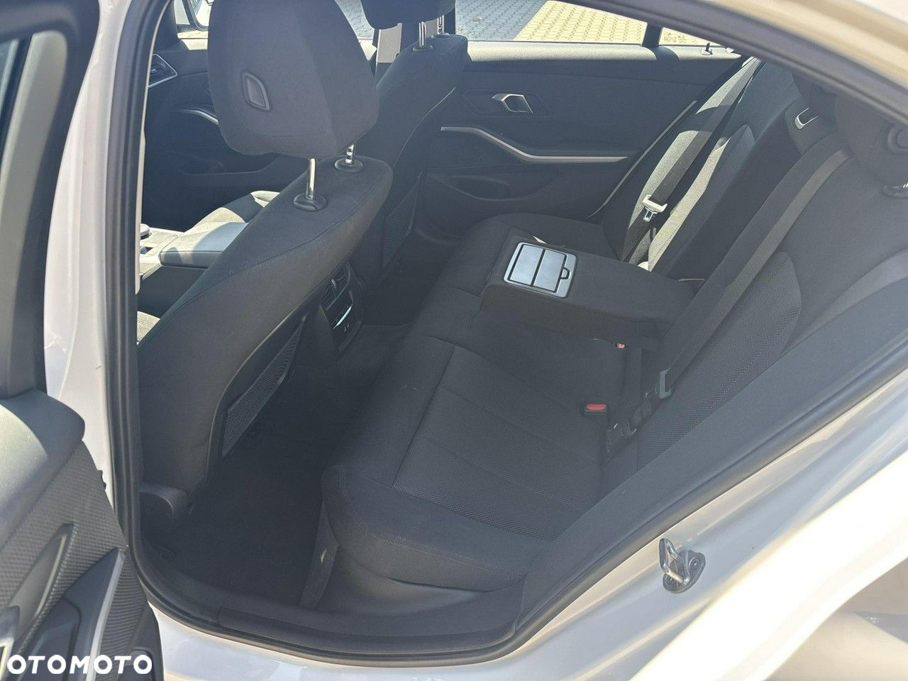 BMW Seria 3 318i Advantage - 12