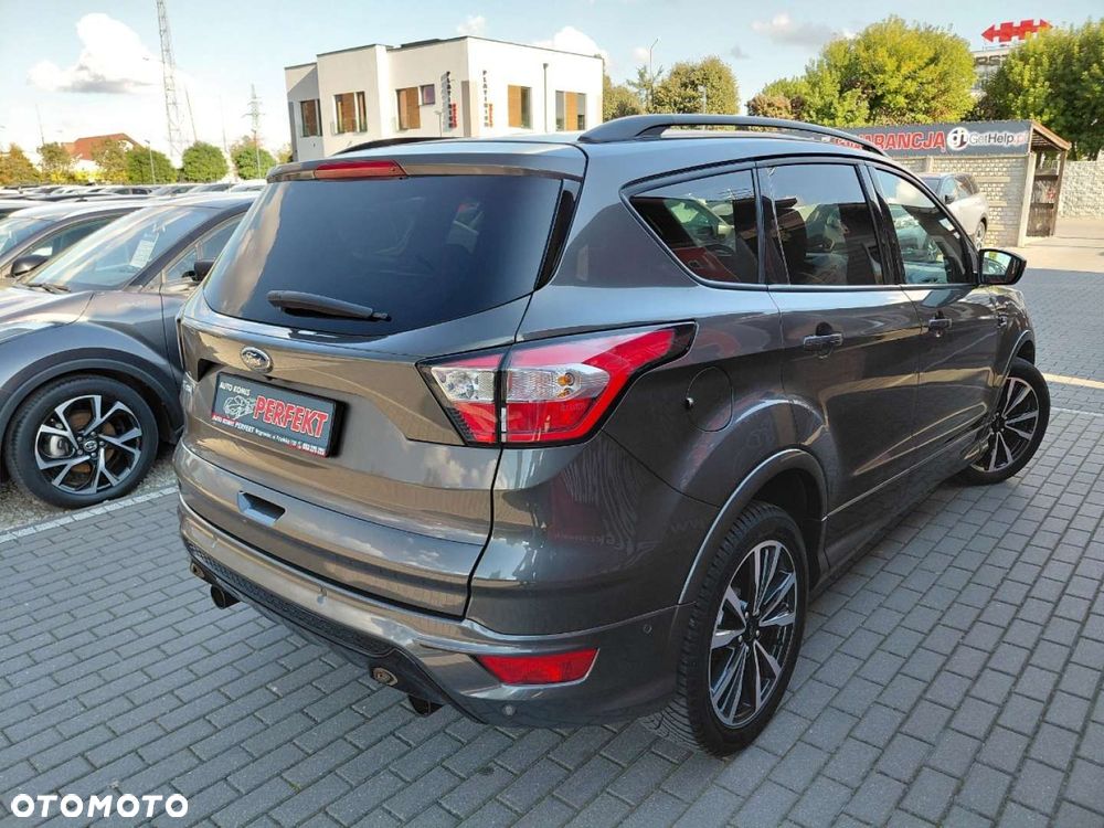 Ford Kuga - 8