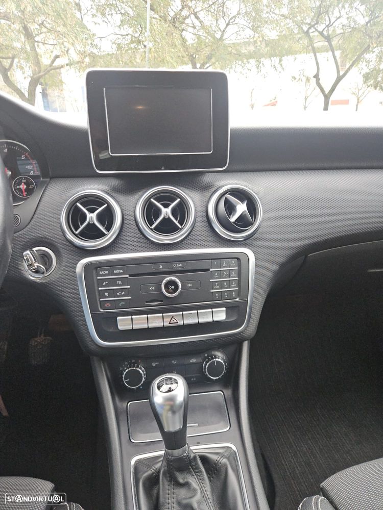 Mercedes-Benz A 180 d Style - 4