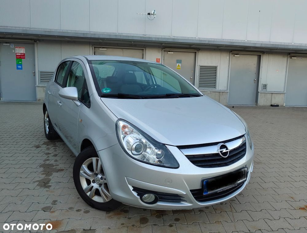 Opel Corsa 1.4 16V Cosmo - 10