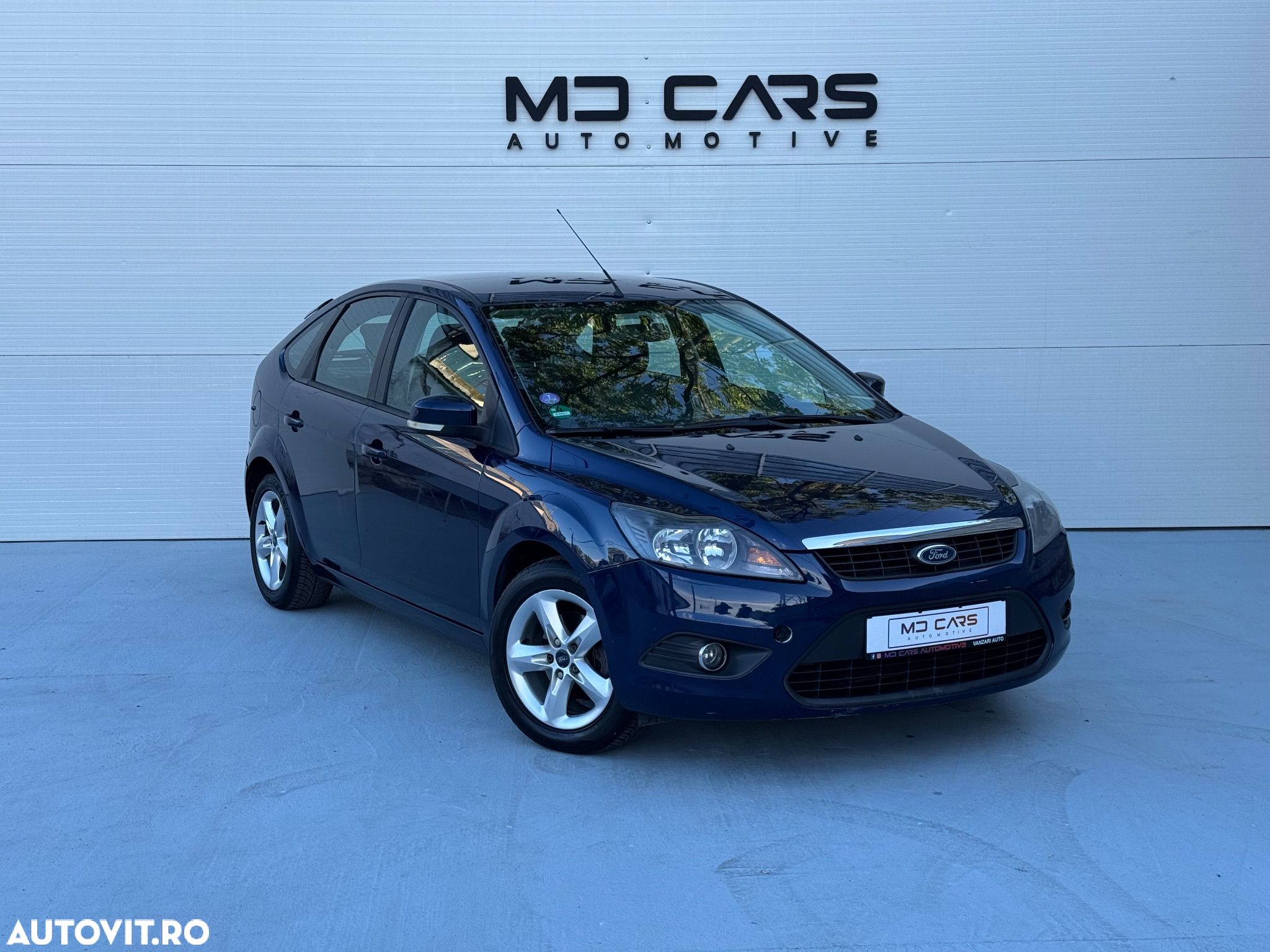 Ford Focus 1.6 Ti-VCT Ambiente - 1