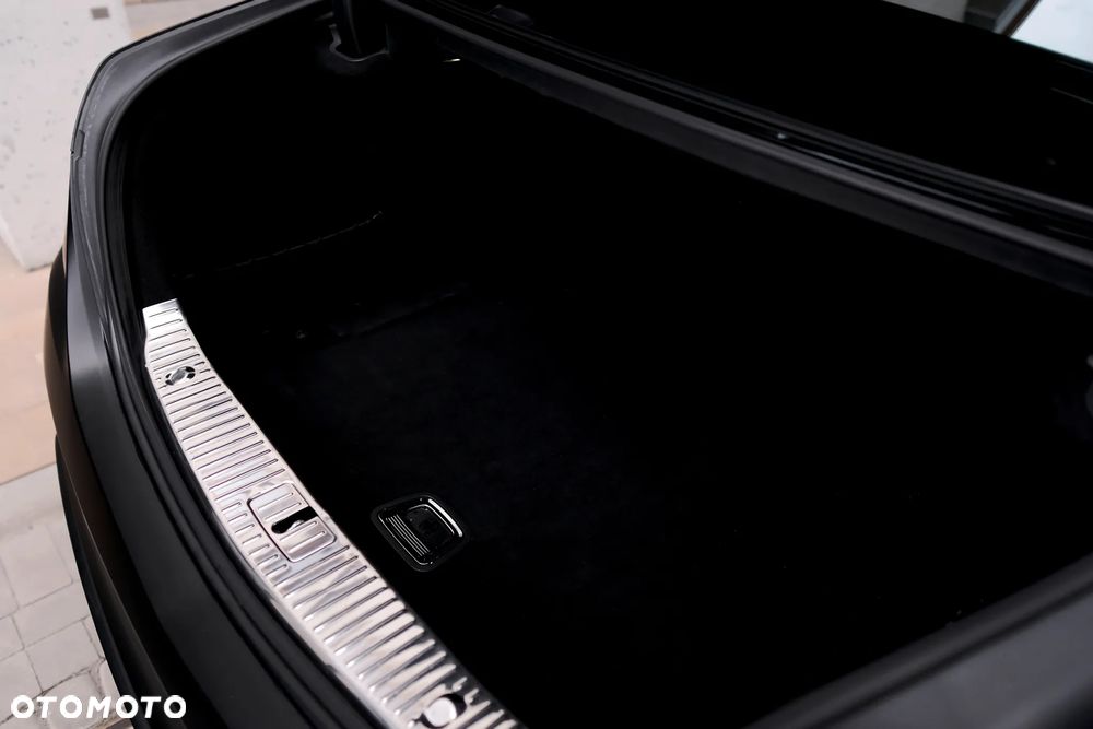 Mercedes-Benz Klasa S 500 4-Matic L 7G-TRONIC - 34