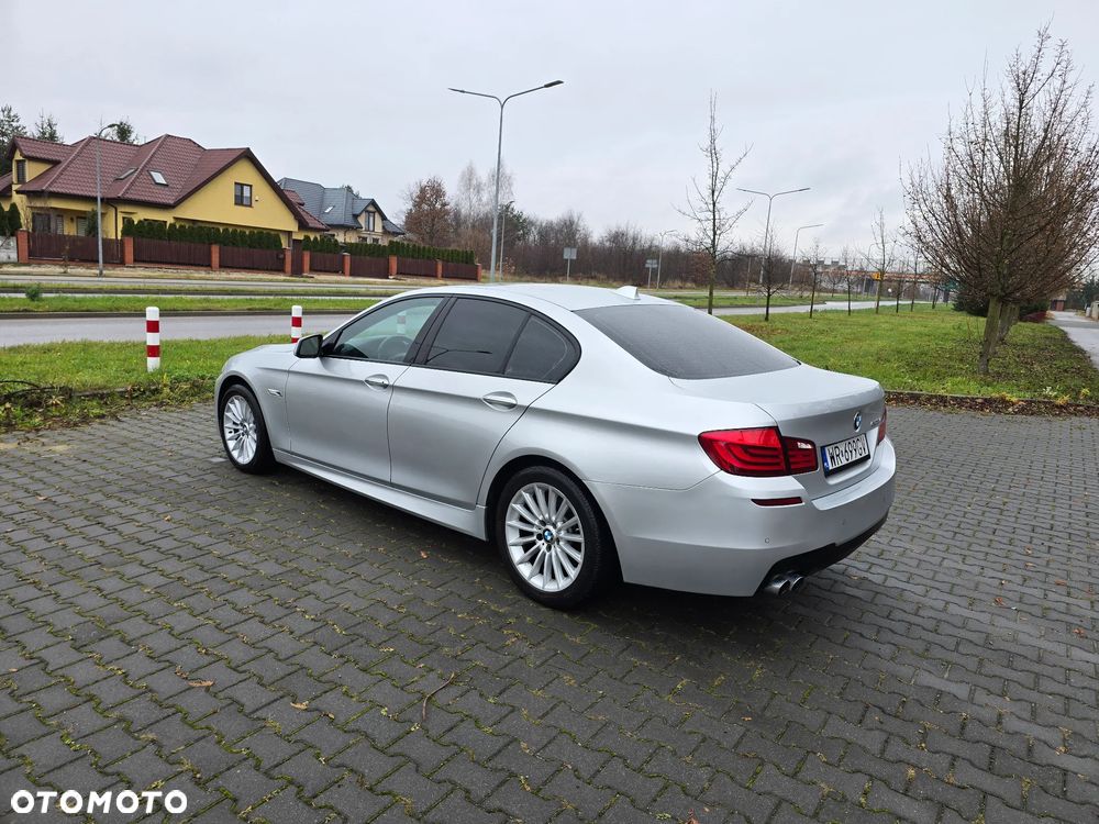 BMW Seria 5 528i Sport-Aut - 7