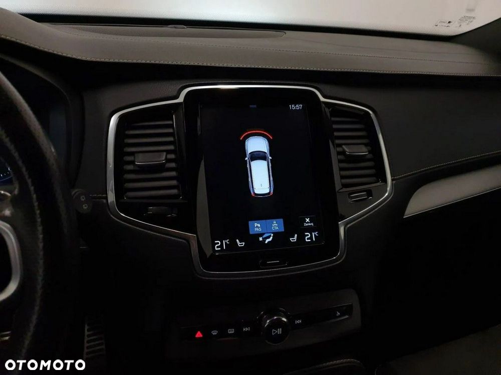 Volvo XC 90 D5 AWD R-Design - 23