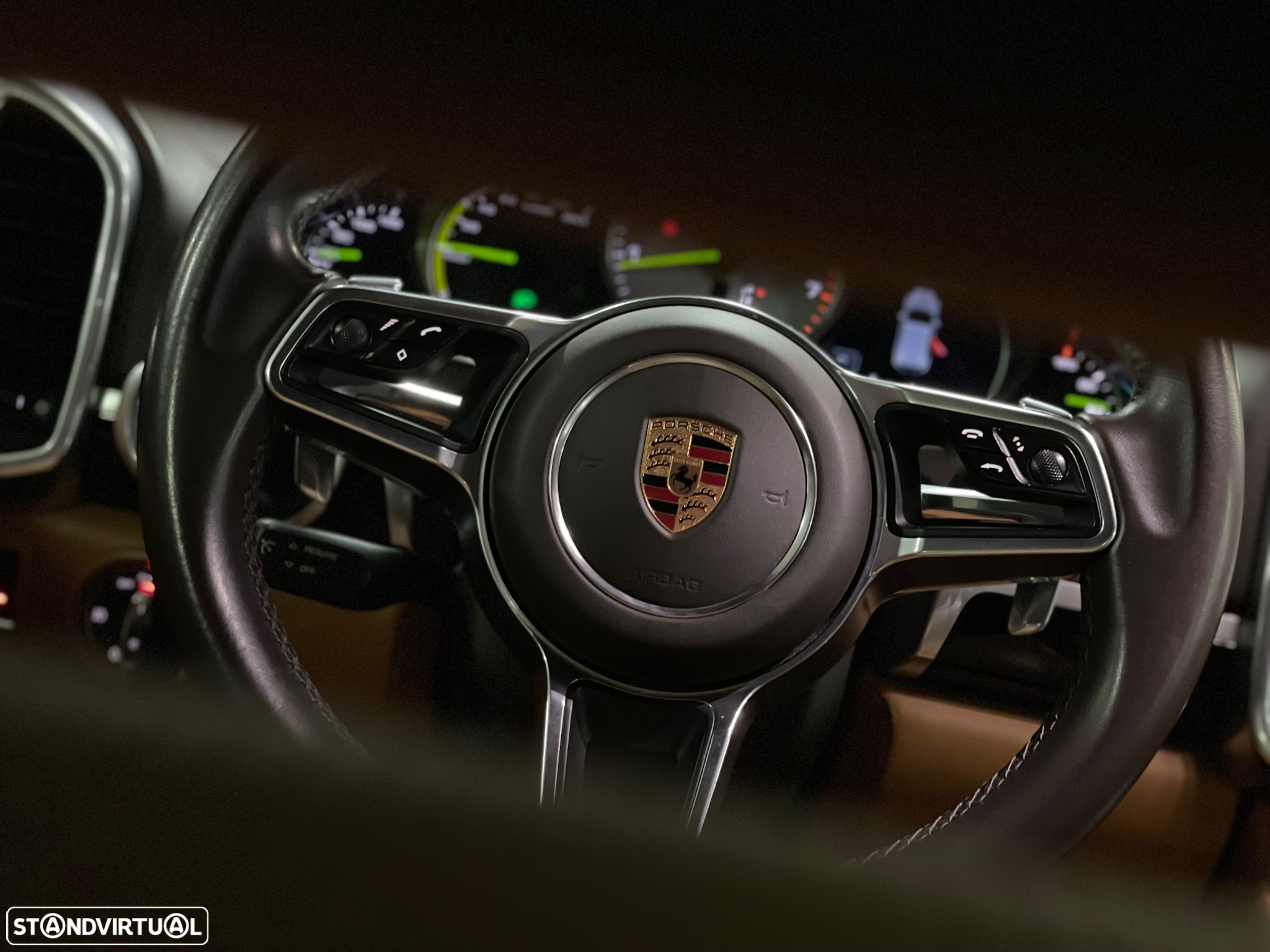 Porsche Cayenne S E-Hybrid Platinum Edition - 28