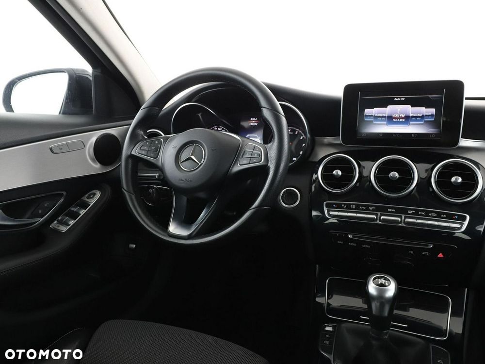 Mercedes-Benz Klasa C 200 Avantgarde - 17