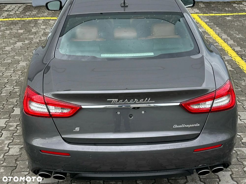 Maserati Quattroporte S - 5