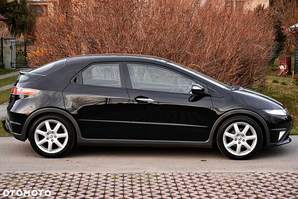 Honda Civic 1.8i-VTEC 50 Jahre Edition - 14