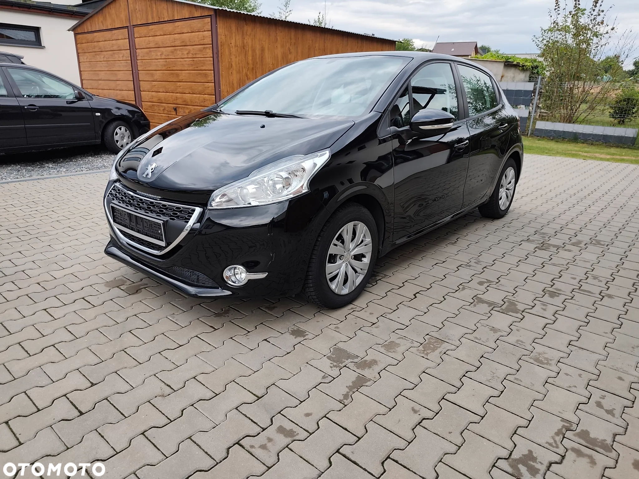 Peugeot 208 - 12