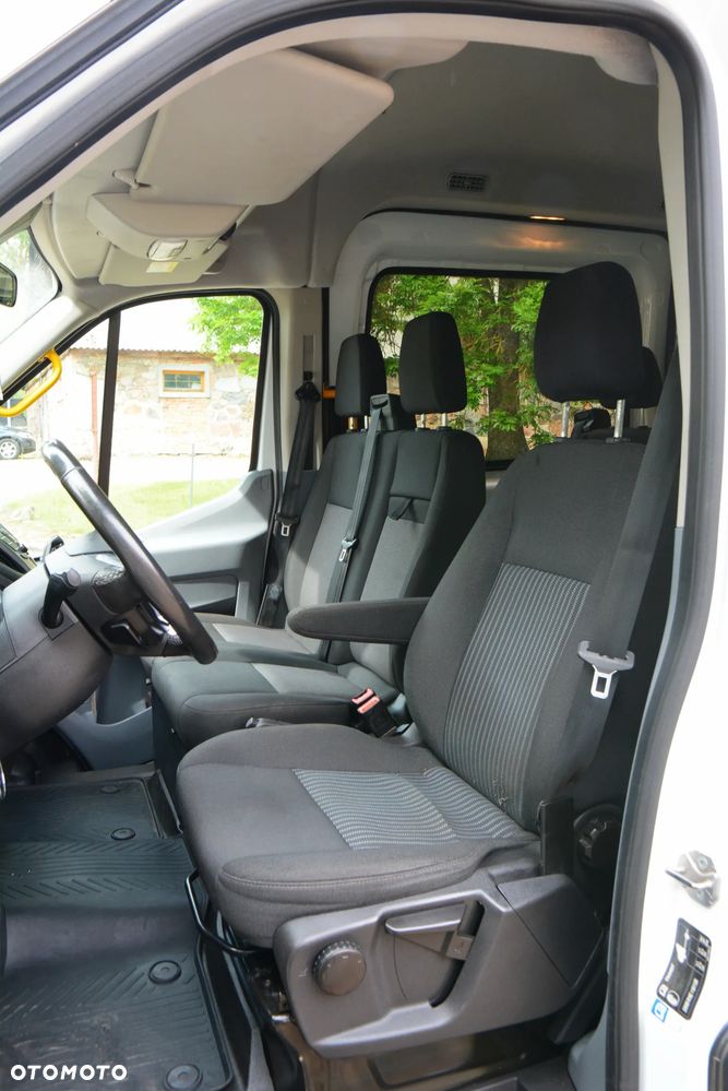 Ford Transit - 8