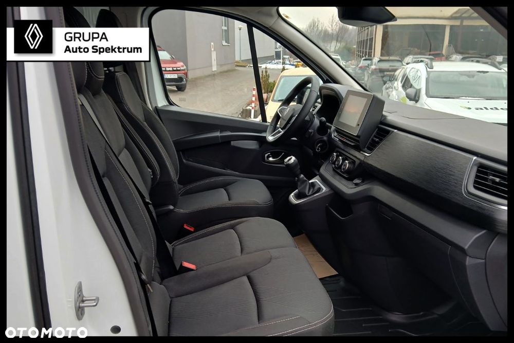 Renault Trafic - 12