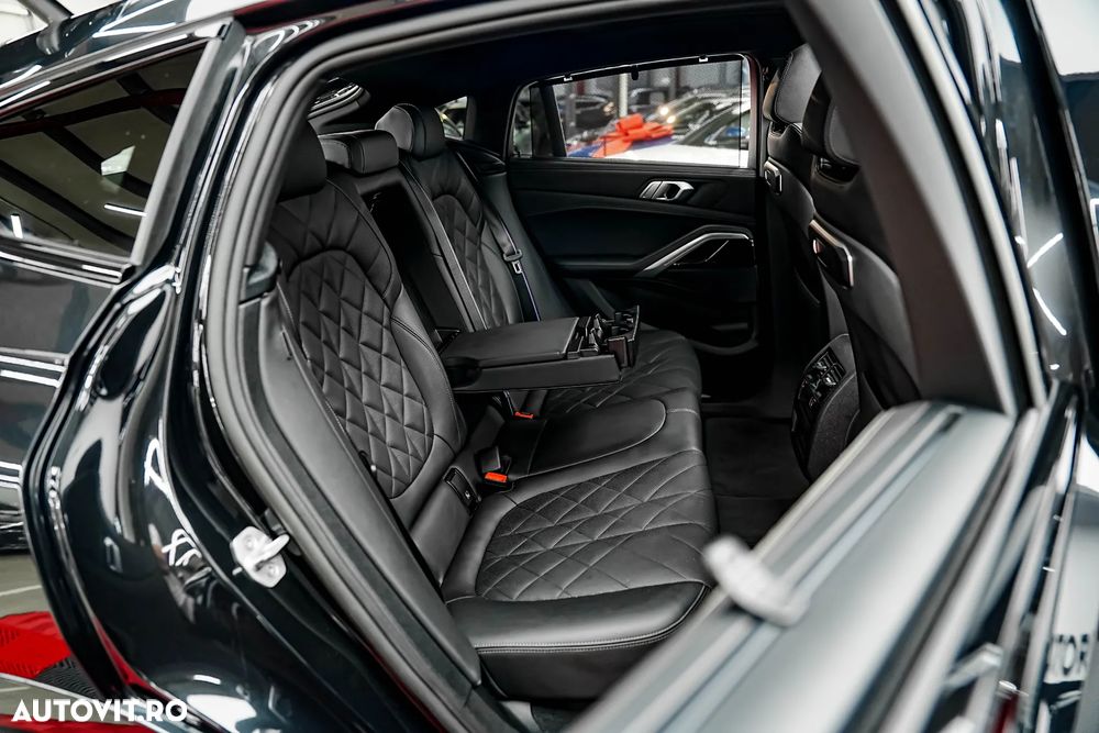 BMW X6 xDrive40i AT MHEV - 10