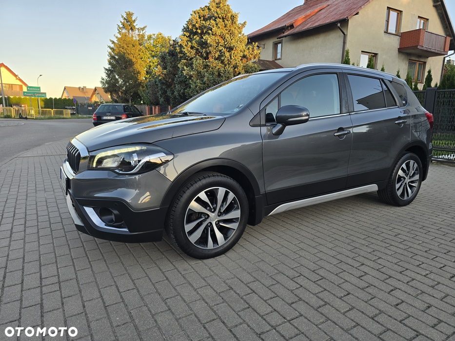 Suzuki SX4 S-Cross 1.4 T Premium - 11