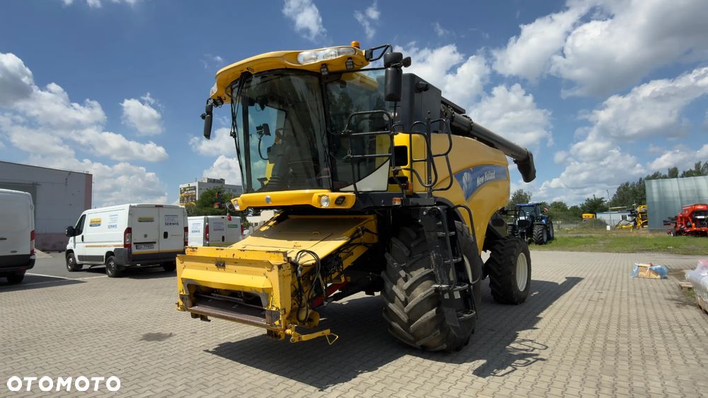 New Holland CX8070 - 3