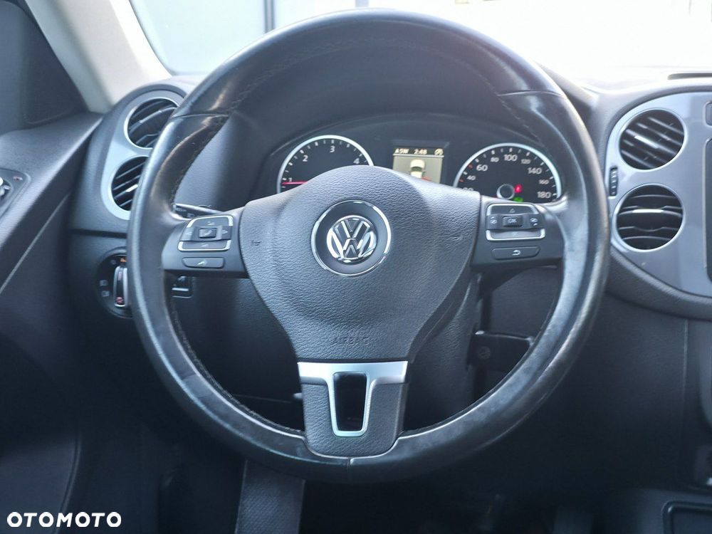 Volkswagen Tiguan - 14