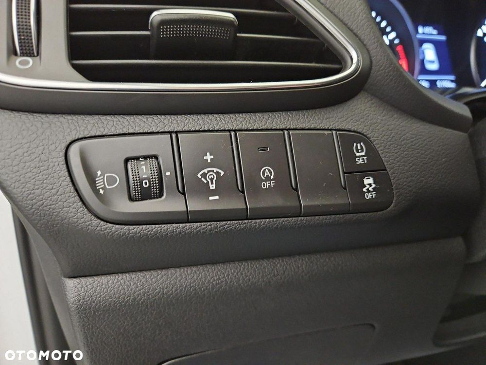 Hyundai i30 1.0 T-GDI Modern - 17
