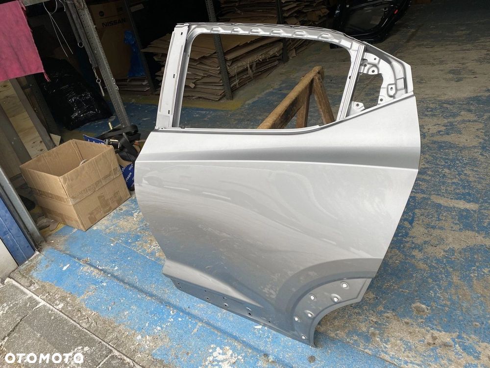 DRZWI TYLNE LEWE NISSAN JUKE II F16 - 2