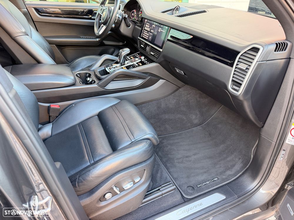 Porsche Cayenne E-Hybrid - 48