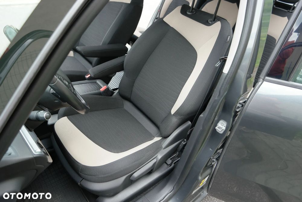 Citroën C4 Picasso - 21