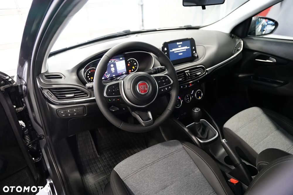 Fiat Tipo 1.0 T3 - 17