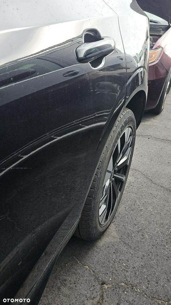 Volvo XC 60 B5 B AWD Plus Dark - 15