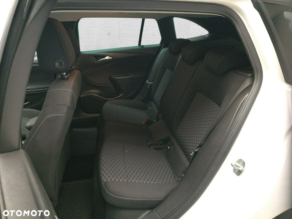 Opel Astra - 13
